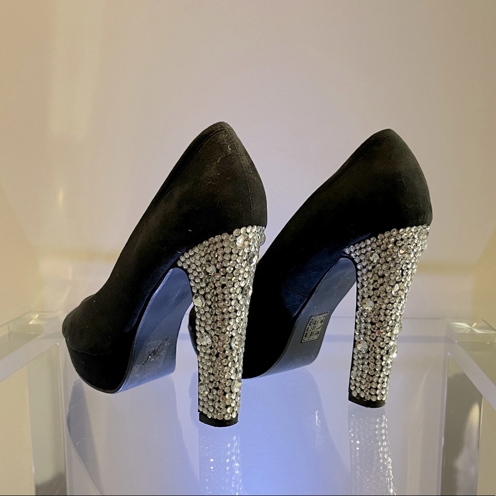 💕✨Bejeweled black high heels✨💕 size 7